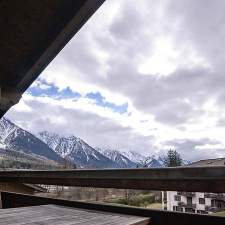 Apartment Capucin - A 3 Bedroom Chamonix Mountain Loft מראה חיצוני תמונה