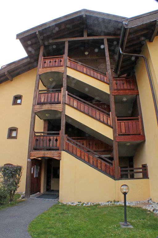 Apartment Capucin - A 3 Bedroom Chamonix Mountain Loft חדר תמונה