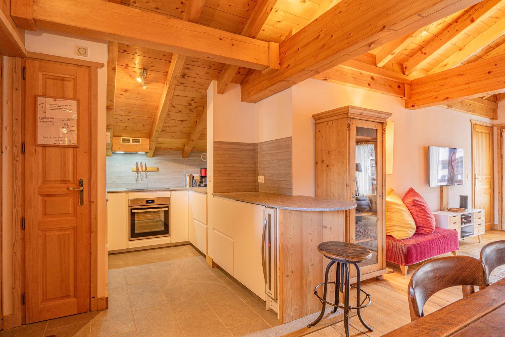 Apartment Capucin - A 3 Bedroom Chamonix Mountain Loft מראה חיצוני תמונה