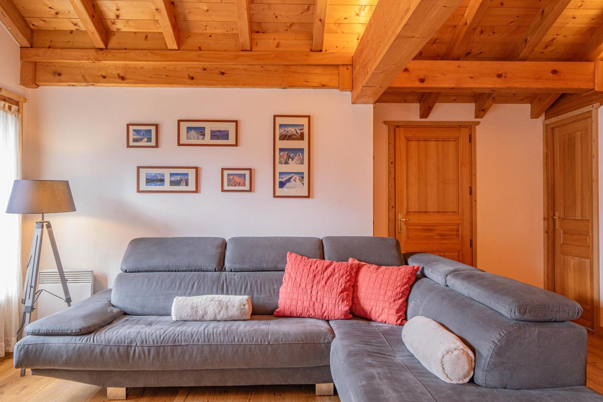 Apartment Capucin - A 3 Bedroom Chamonix Mountain Loft מראה חיצוני תמונה